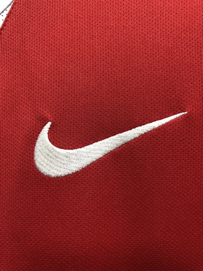 Arsenal 2002/03 Retro Home Jersey Tag Arsenal 2002/03 Retro Home Jersey Tag