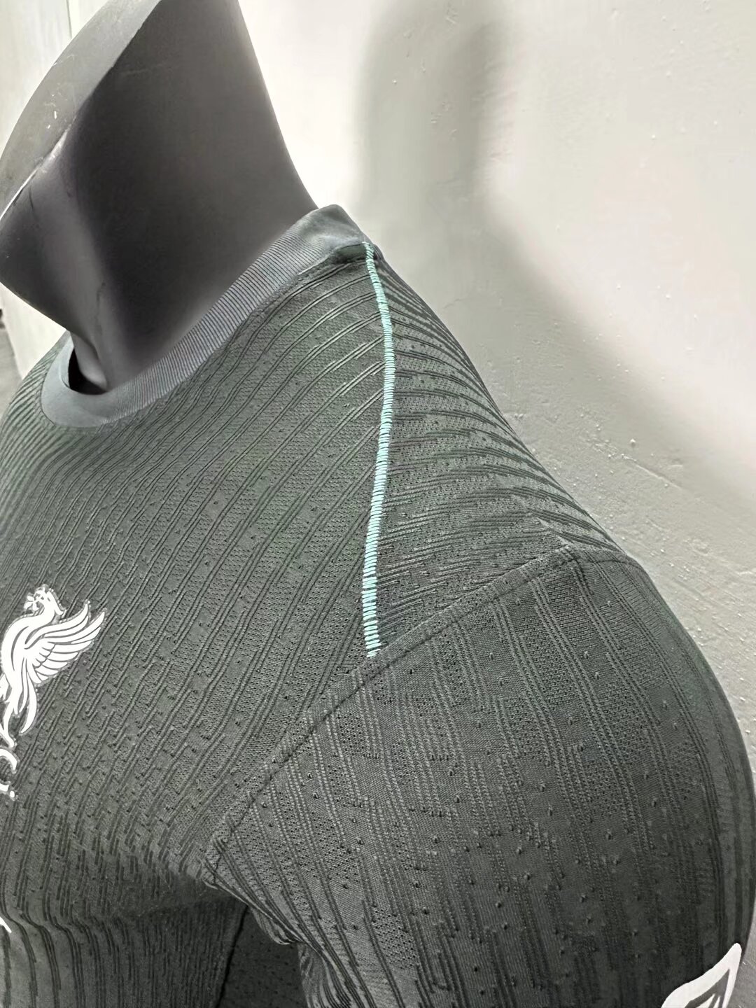 Liverpool 2024/25 Away Jersey Breathable 1 Liverpool 2024/25 Away Jersey Breathable 1