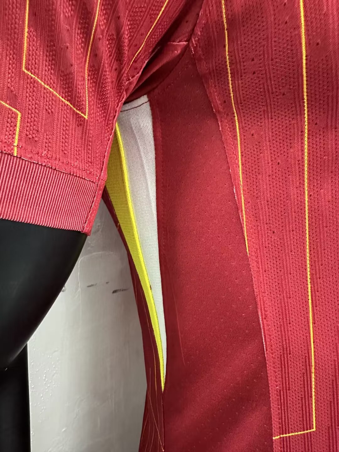 Liverpool 2024/25 Home Jersey Breathable Liverpool 2024/25 Home Jersey Breathable