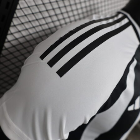 Juventus 2024/25 Home Jersey