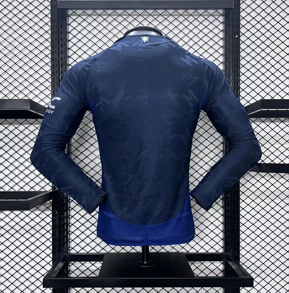 Manchester United 2024/25 Away Jersey Long Sleeves Back Manchester United 2024/25 Away Jersey Long Sleeves Back