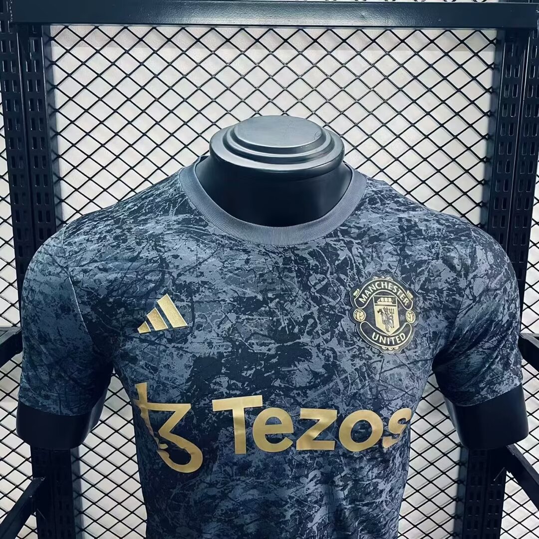 Manchester United 2024/25 Stone Roses Pre-Match Jersey Tag 1