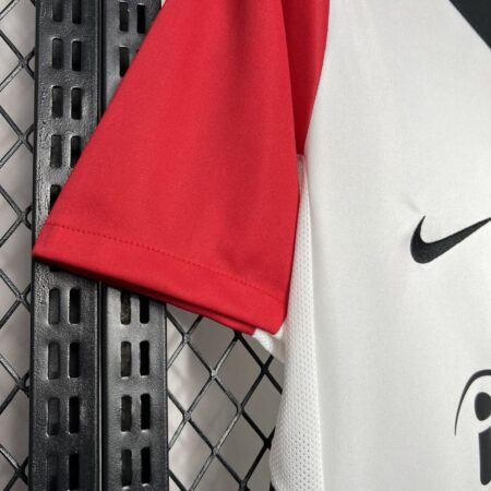 Eintracht Frankfurt 2024/25 Home Jersey