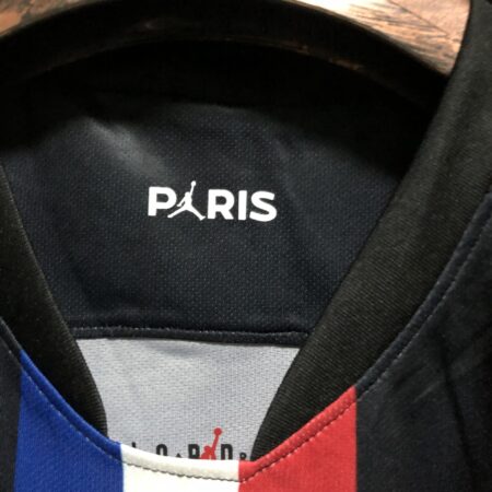 PSG 33 PSG 2019/20 4th Jersey