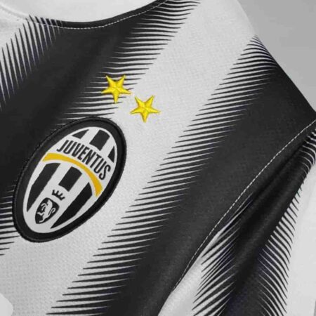 freecompress-Untitled design (60) Juventus 2011/12 Home Jersey