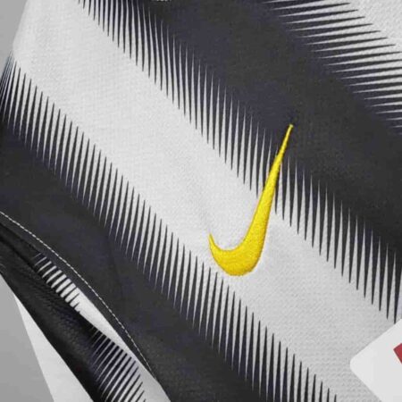 freecompress-Untitled design (62) Juventus 2011/12 Home Jersey